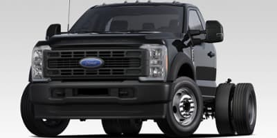 2026 Ford Super Duty F-600 DRW photo 2
