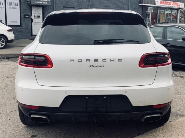 2018 Porsche Macan AWD