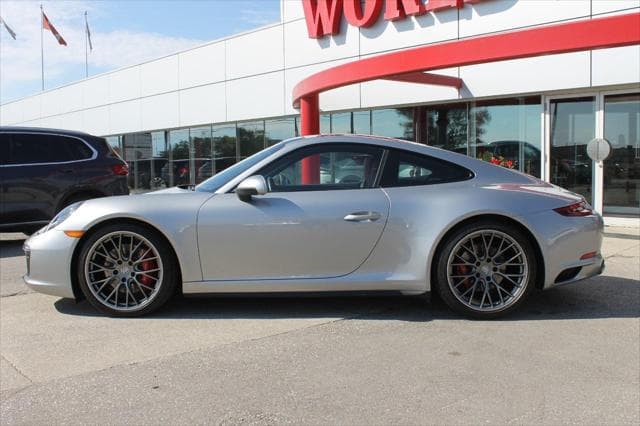 2018 Porsche 911 Carrera 4S