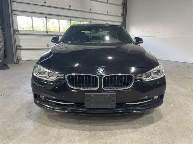 2018 BMW 3 Series 330i xDrive