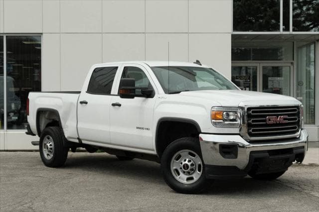 2017 GMC Sierra 2500HD Base Crew Cab 4WD
