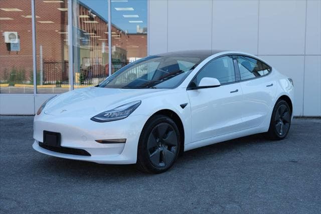 2022 Tesla Model 3 RWD