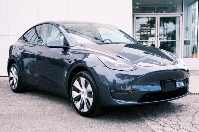 2022 Tesla  Model Y  Long Range AWD 