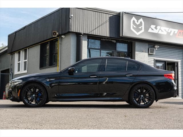 2018 BMW  M5  Sedan 