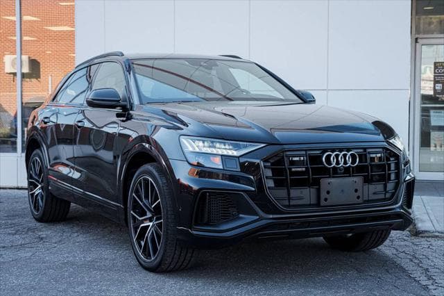 2020 Audi  Q8  Technik 55 TFSI quattro 