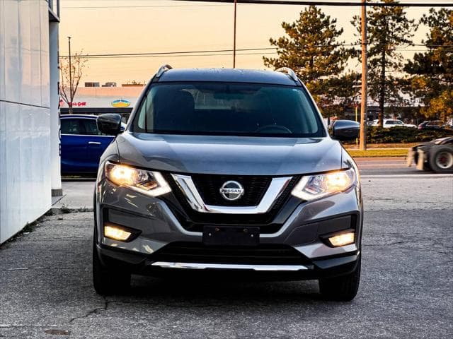 2018 Nissan  Rogue  AWD SV 