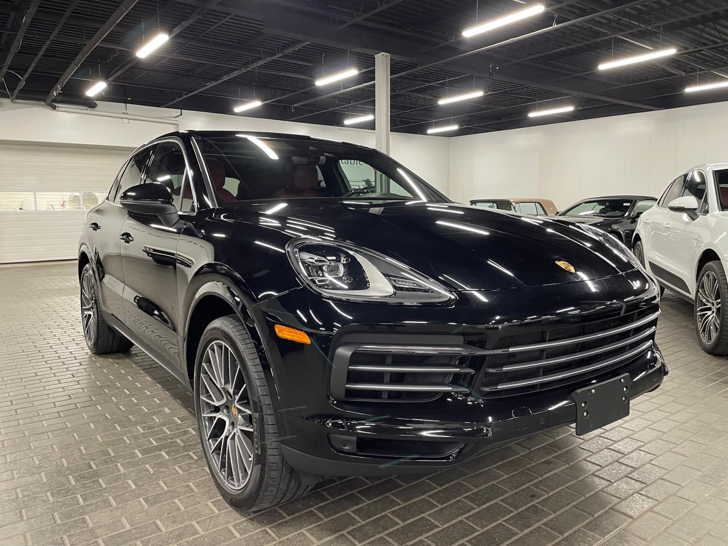 2019 Porsche Cayenne AWD | Premium Packa...