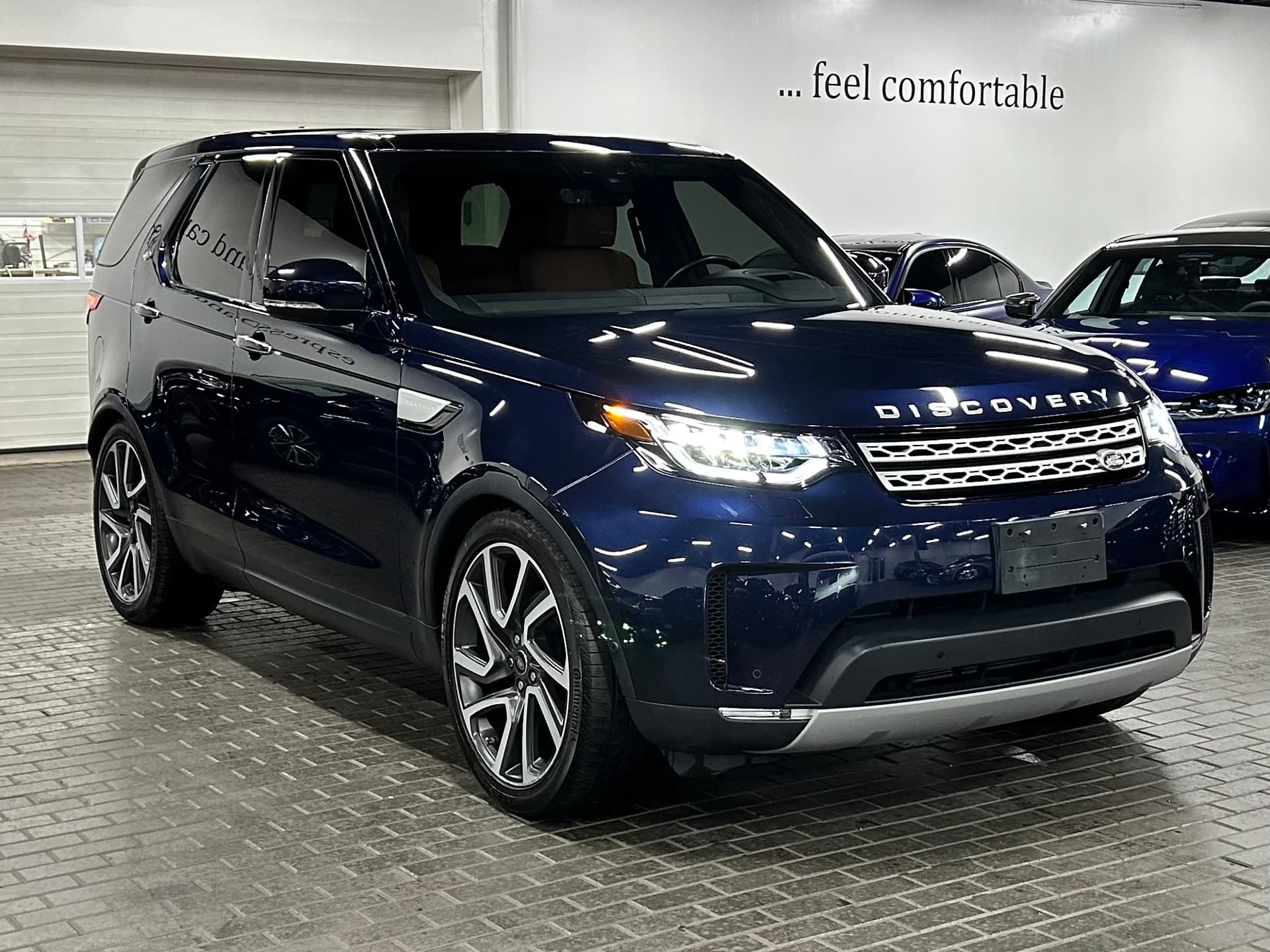 2019 Land Rover Discovery HSE Luxury Td6...