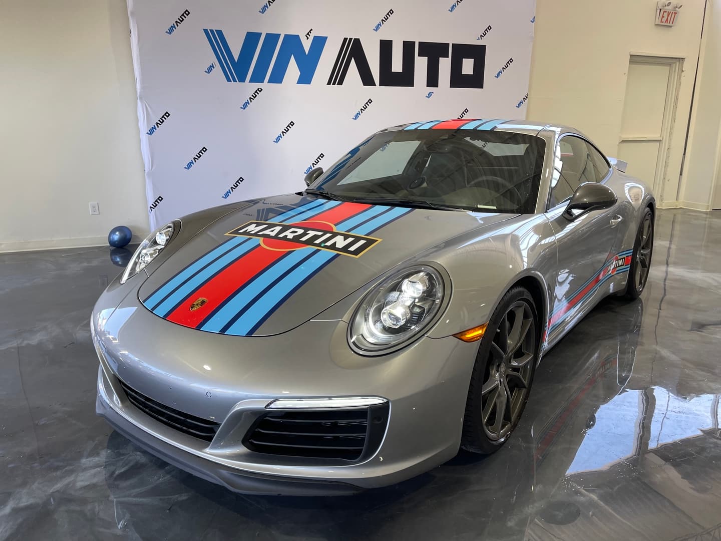 2019 Porsche  911  Carrera Coupe 
