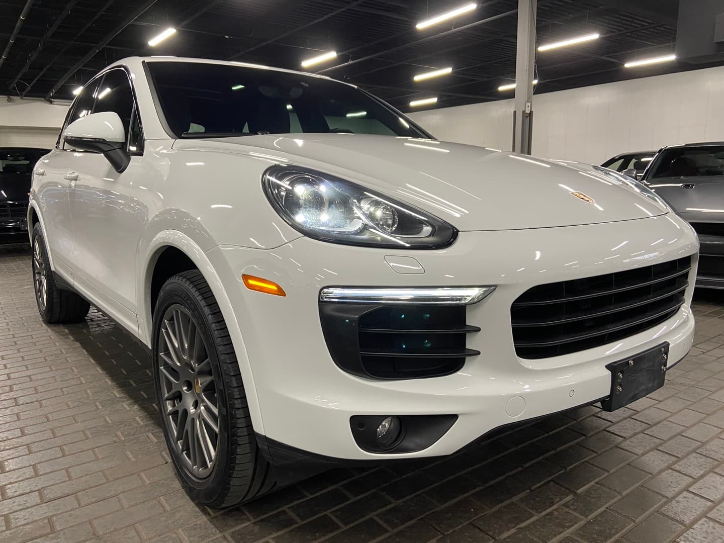 2018 Porsche Cayenne Platinum Edition