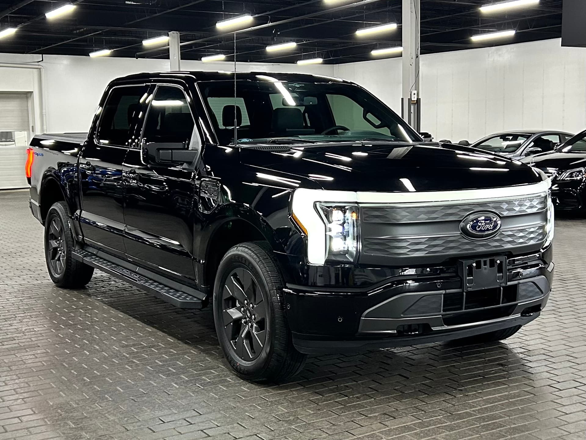 2023 Ford F-150 Lightning Pro