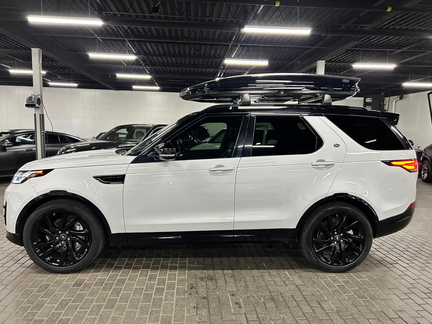 2020 Land Rover Discovery HSE LUXURY