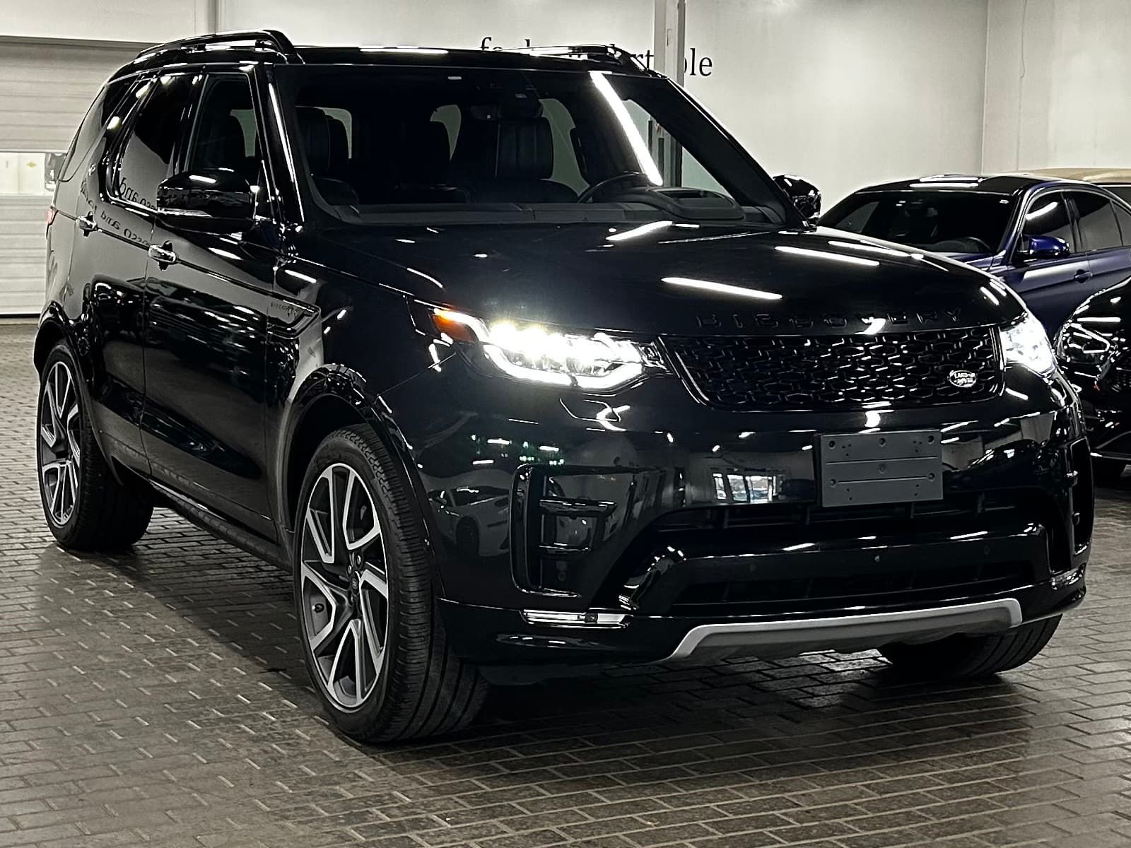 2020 Land Rover Discovery HSE LUXURY