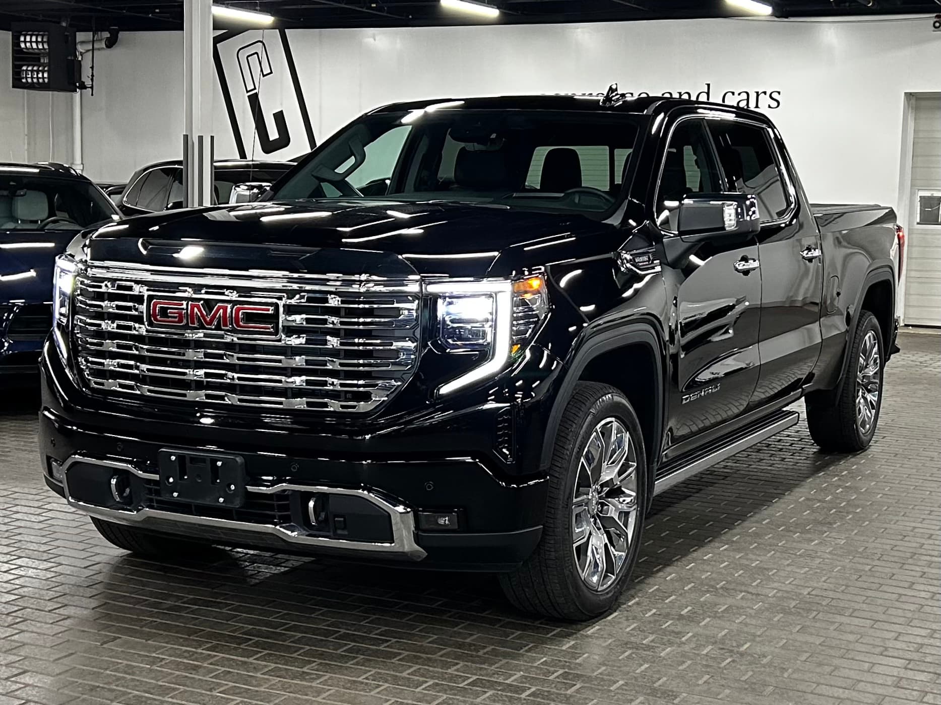2023 GMC Sierra 1500 Denali Crew Cab Short Box 4WD
