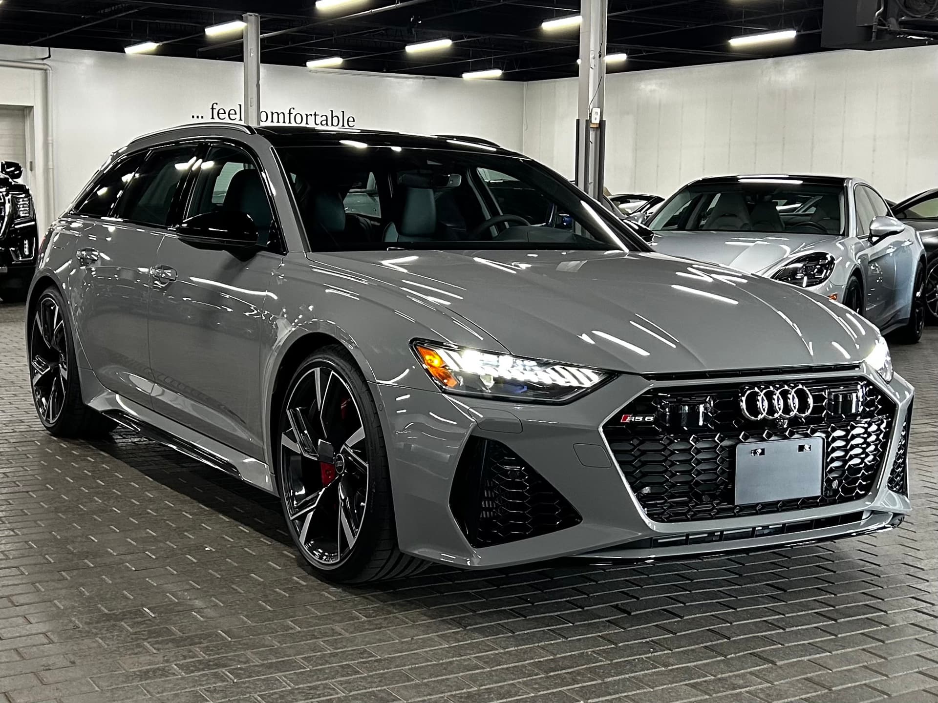 2023 Audi RS 6 Avant 4.0T (Tiptronic)