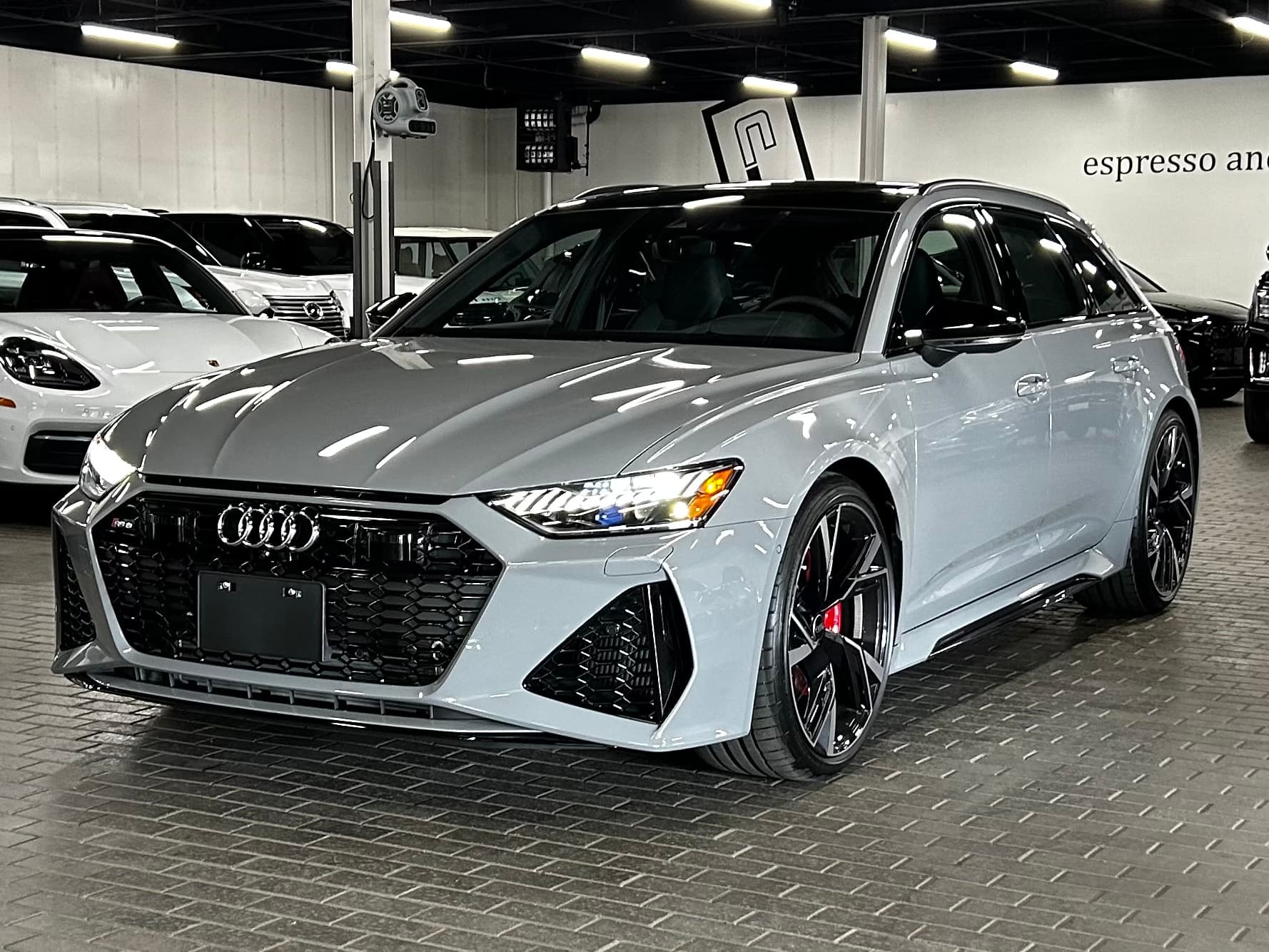 2023 Audi RS 6 Avant 4.0T (Tiptronic)