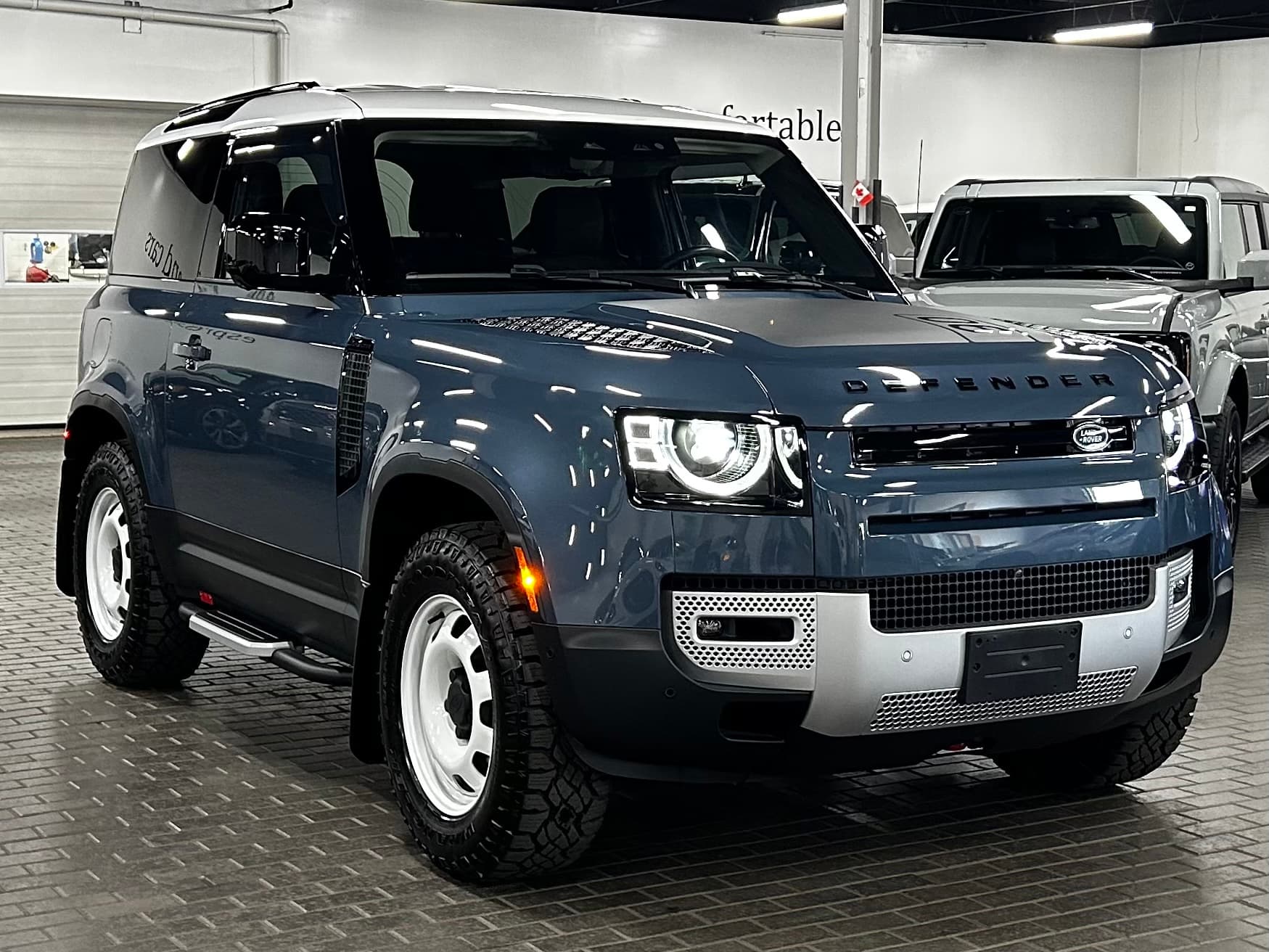 2022 Land Rover Defender S