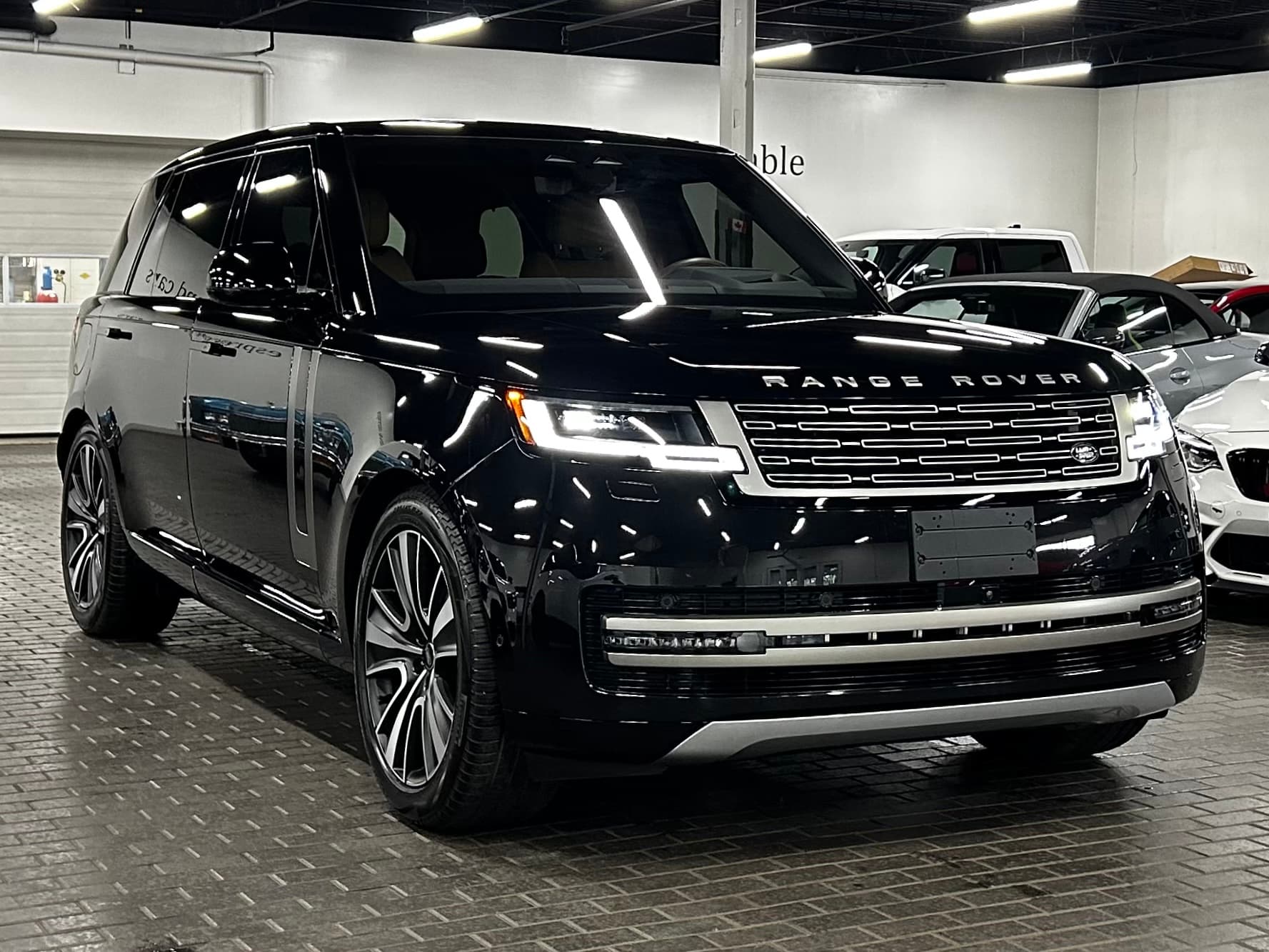 2023 Land Rover Range Rover SE