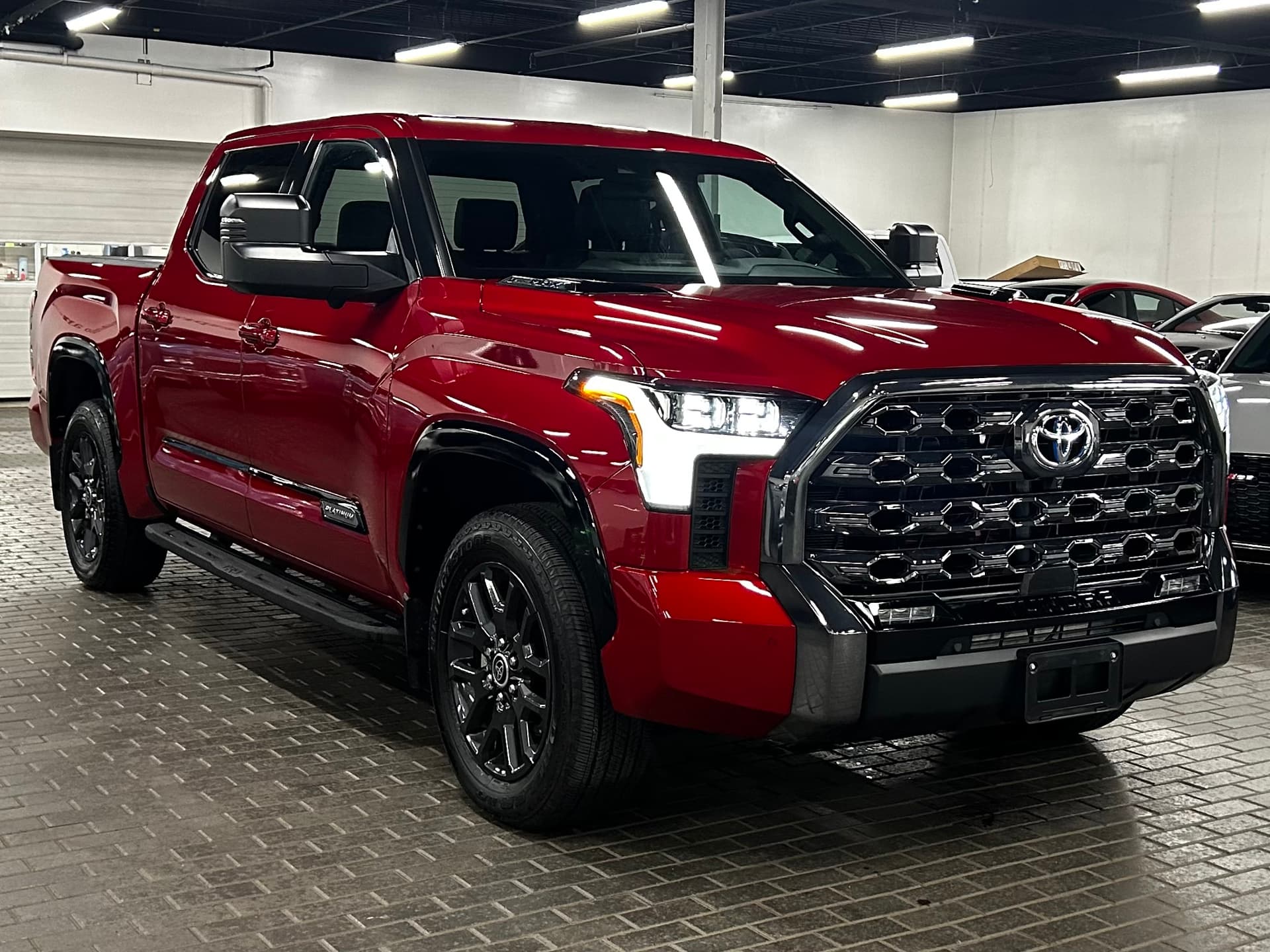 2022 Toyota Tundra Hybrid Platinum