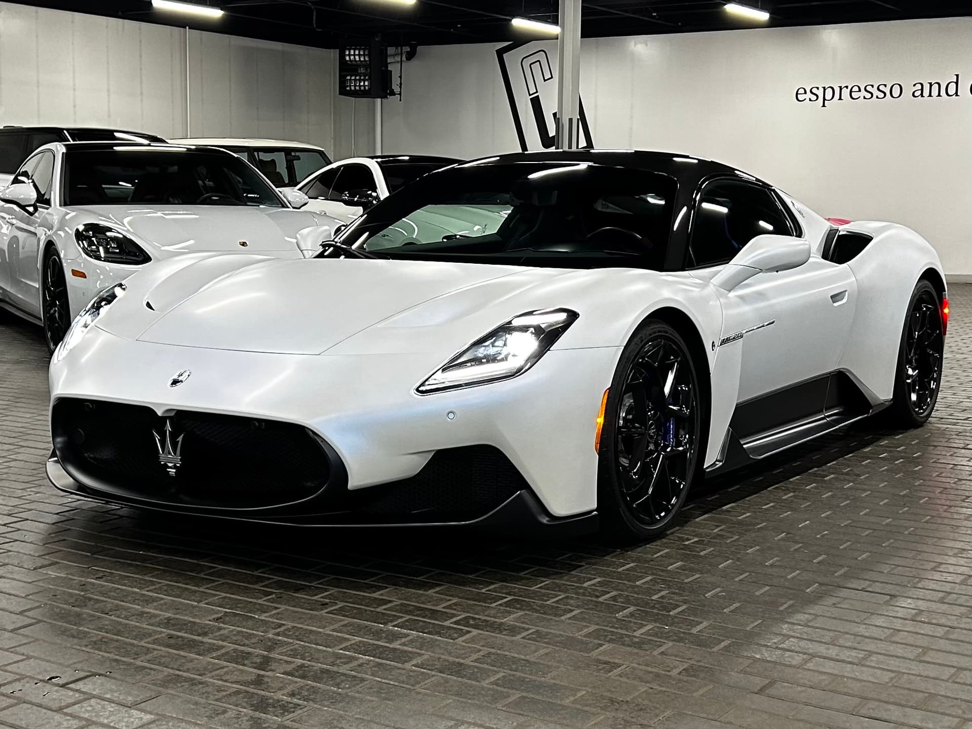 2022 Maserati  MC20