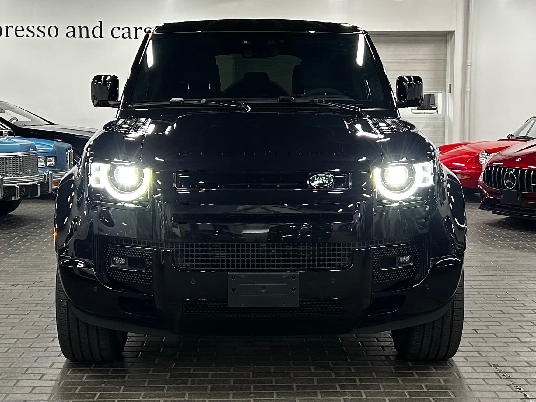 2023 Land Rover Defender 110 V8