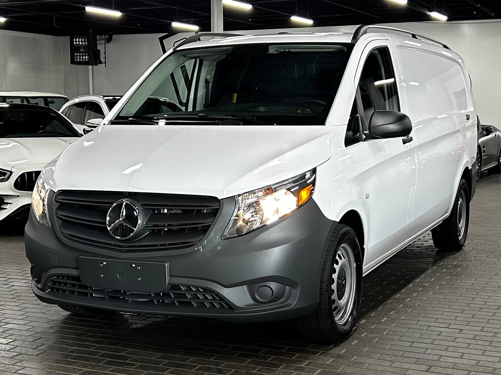 2023 Mercedes-Benz Metris Cargo Van 135 WB Cargo