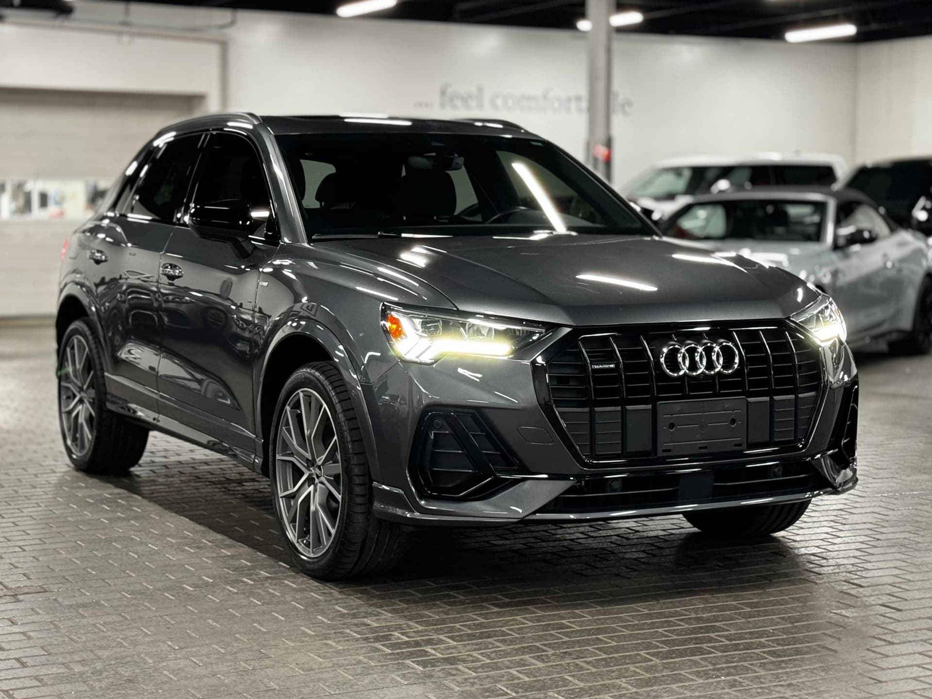 2021 Audi Q3 45 Technik
