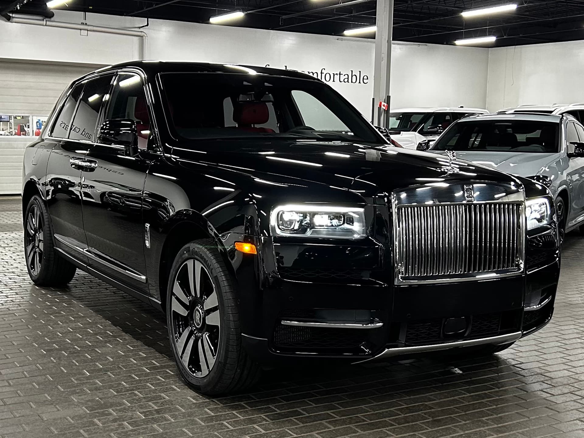 2023 Rolls-Royce Cullinan Base