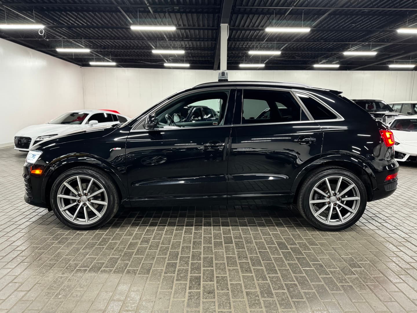 2016 Audi Q3 2.0T Technik