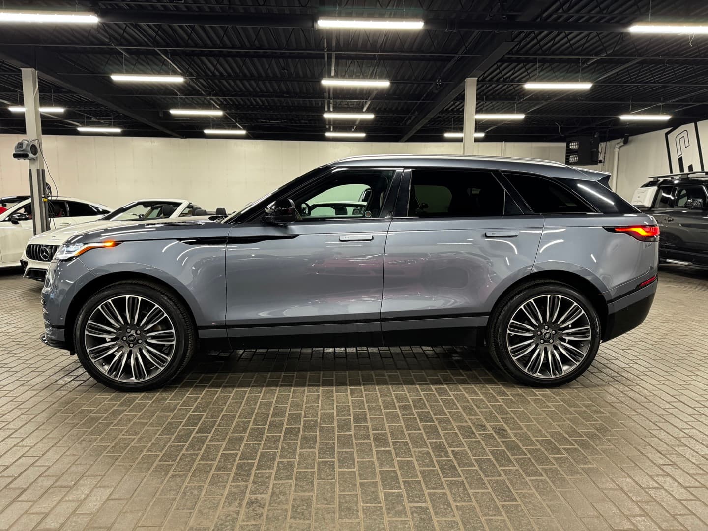 2019 Land Rover Range Rover Velar P380 H...