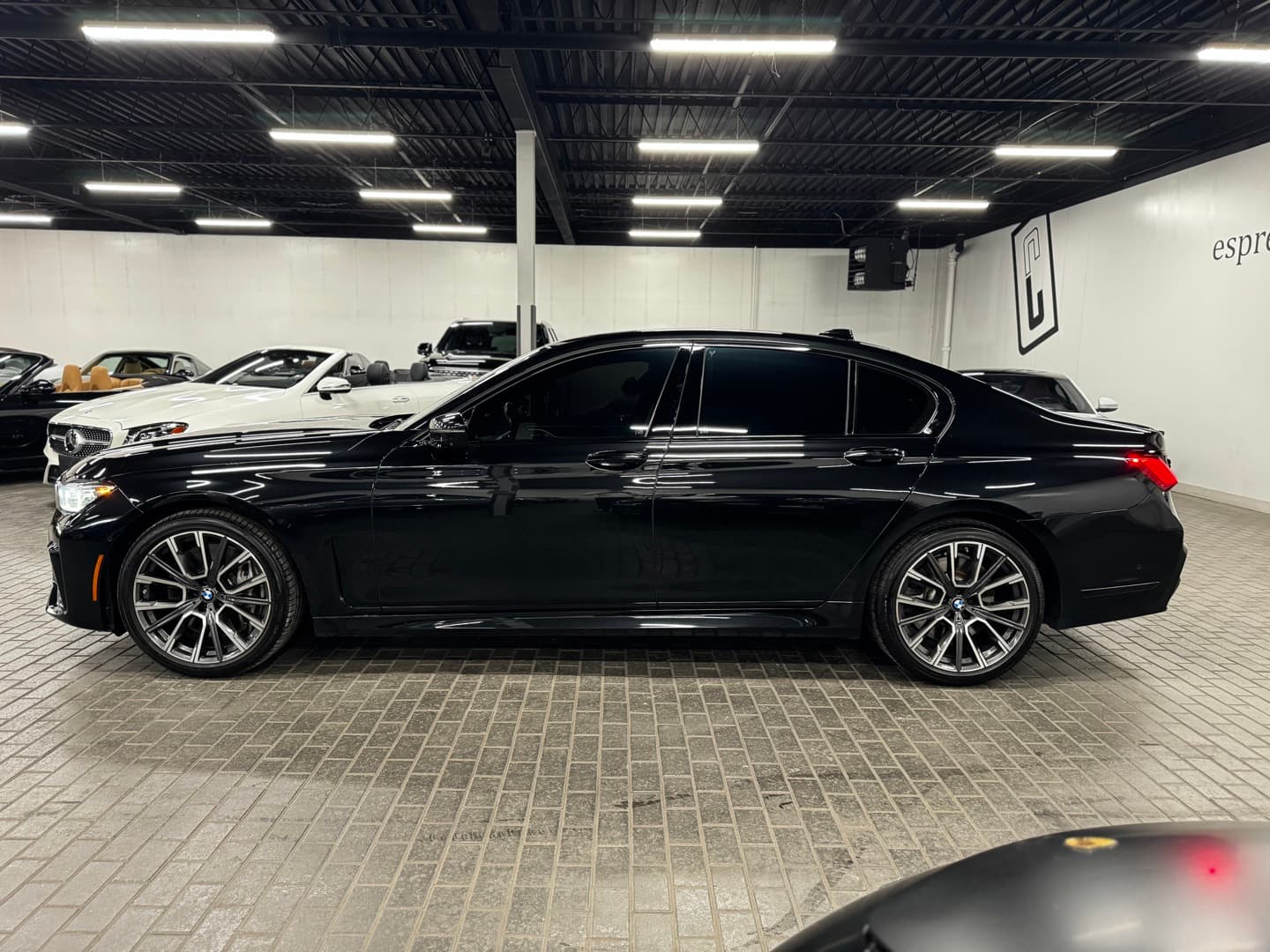 2020 BMW 750i xDrive