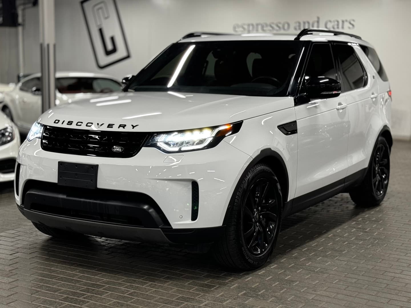 2020 Land Rover Discovery HSE