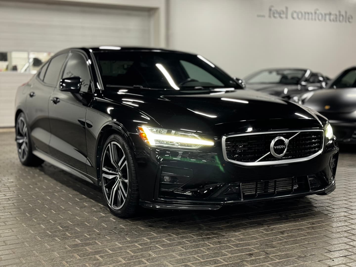 2020 Volvo S60 T6 R-Design