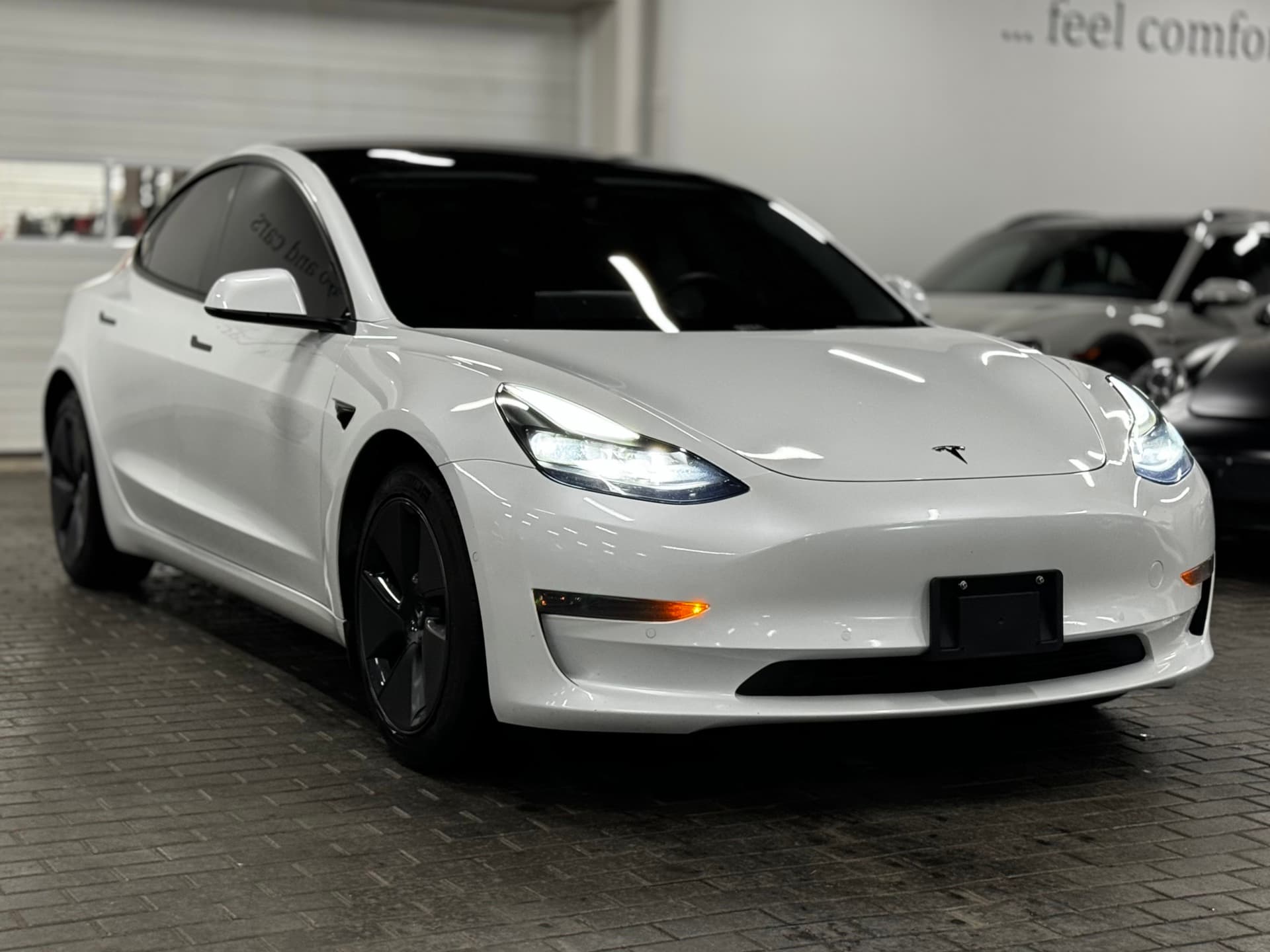 2021 Tesla Model 3 Standard Range Plus