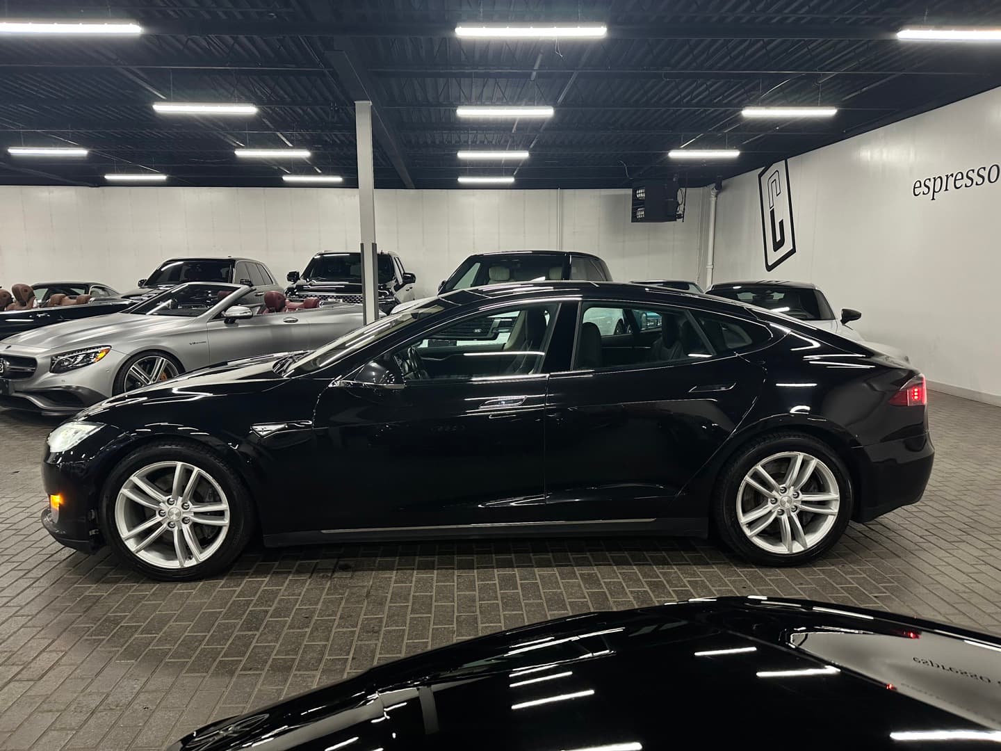 2015 Tesla Model S 85D