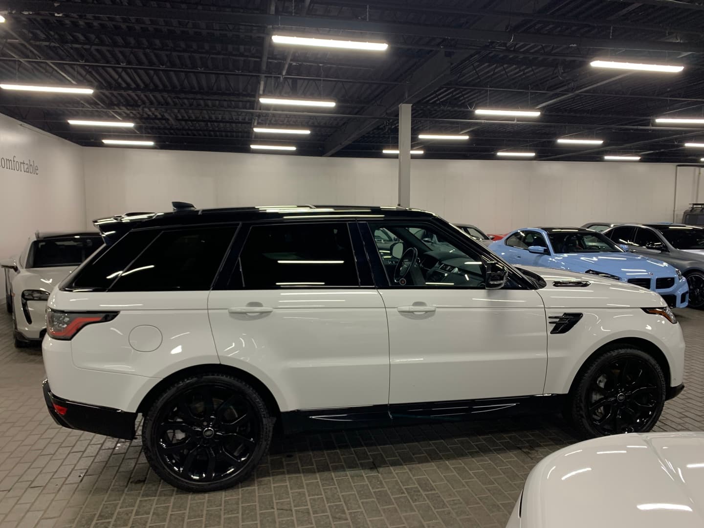 2020 Land Rover  Range Rover Sport  MHEV HSE 