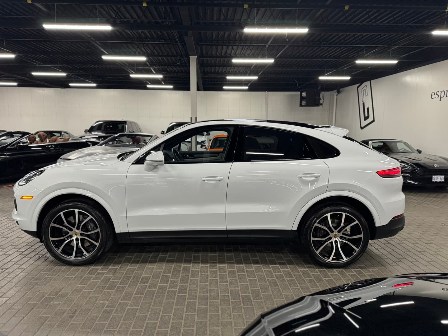 2023 Porsche Cayenne Coupe Platinum Edition