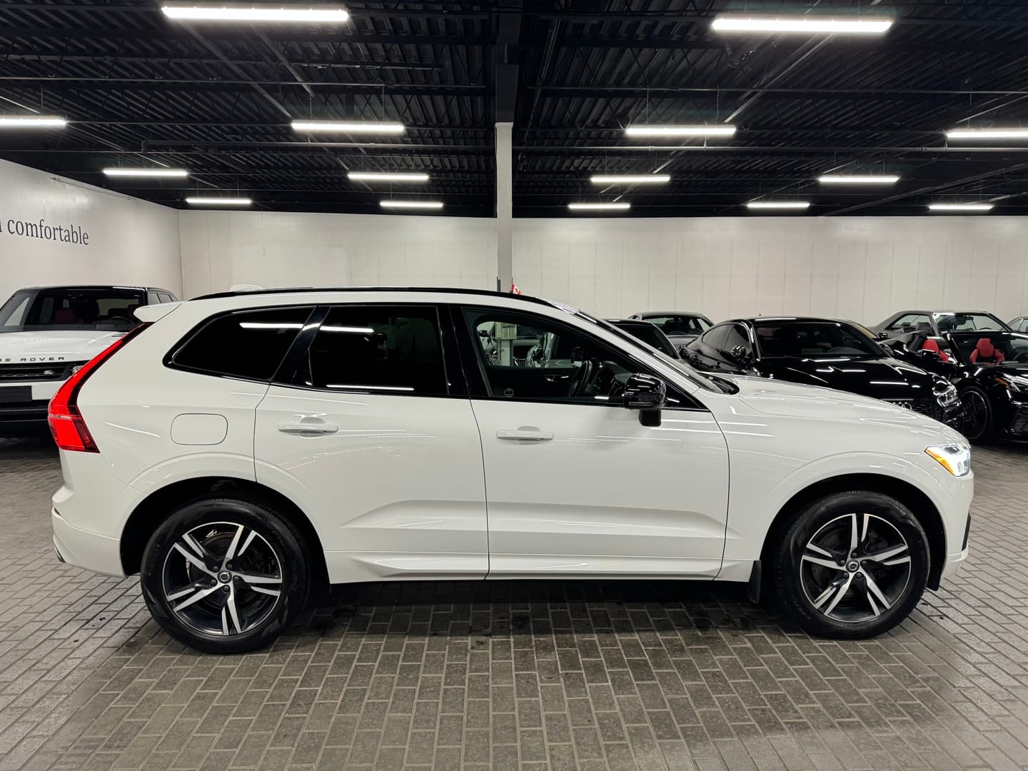 2020 Volvo XC60 T6 R-Design