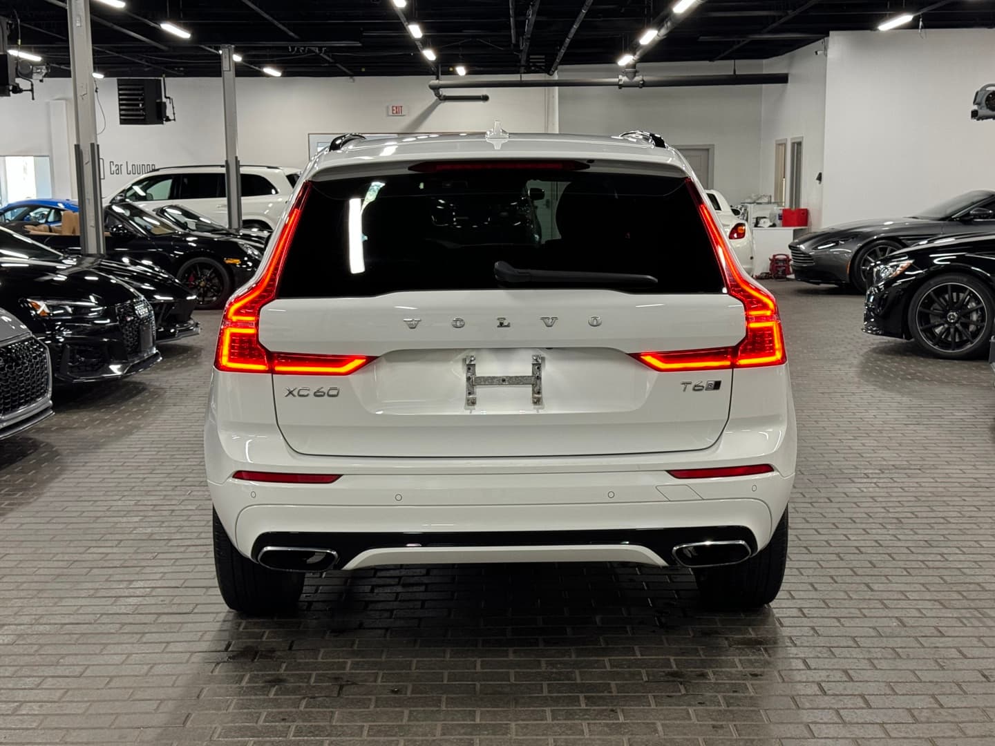 2020 Volvo XC60 T6 R-Design