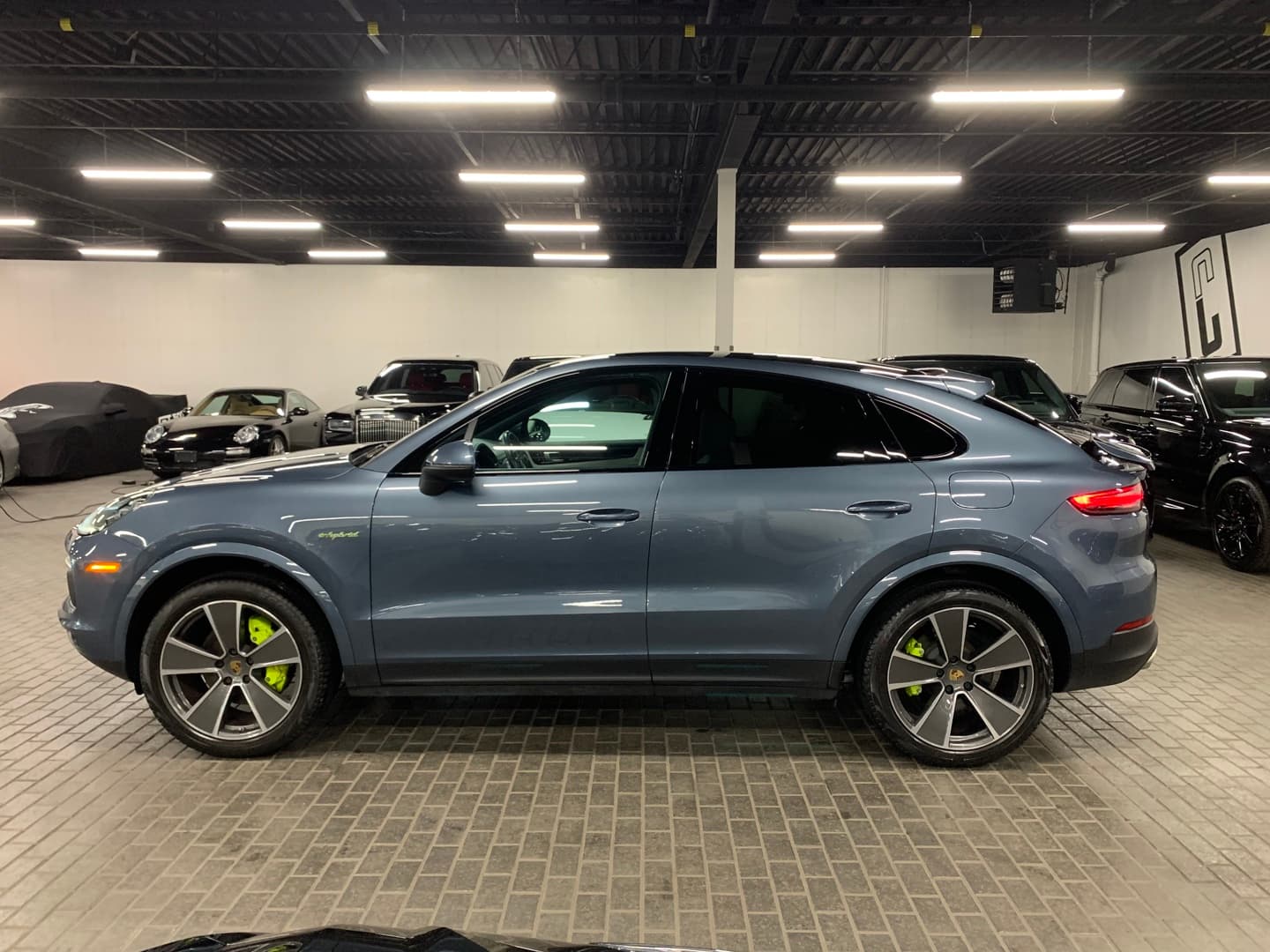 2020 Porsche Cayenne E-Hybrid Coupe E-Hybrid Coupe