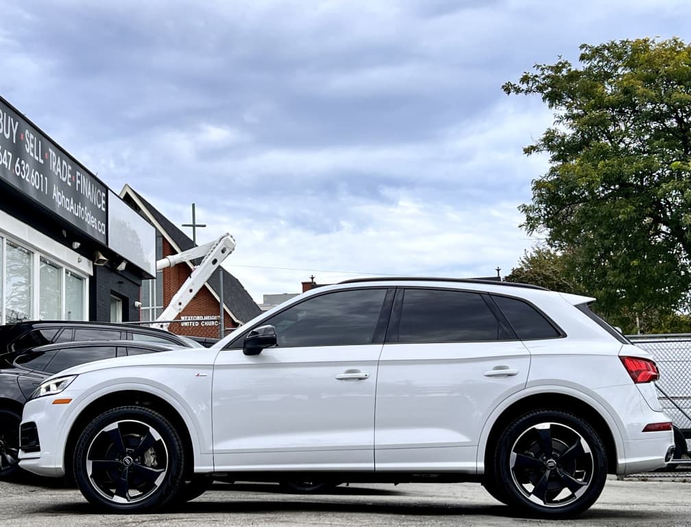 2019 Audi Q5 S-Line Technik 45 TFSI Quat...