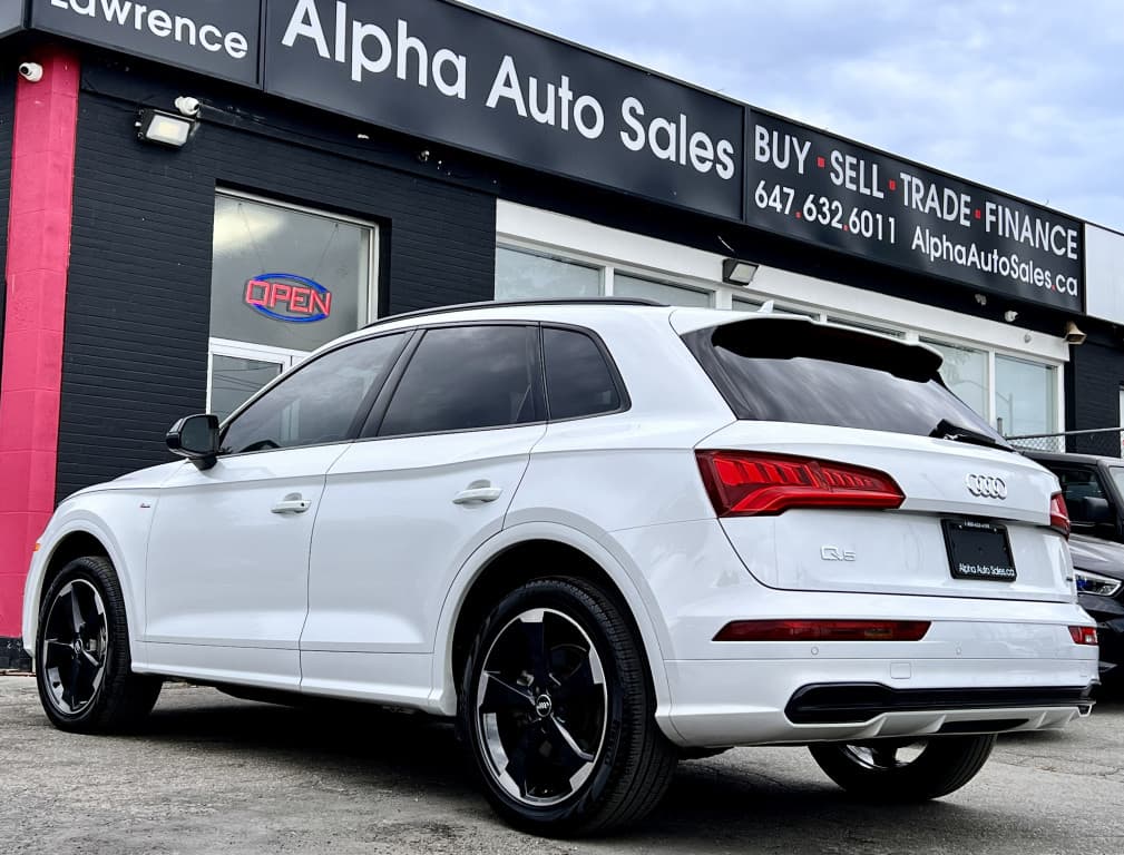 2019 Audi Q5 S-Line Technik 45 TFSI Quat...