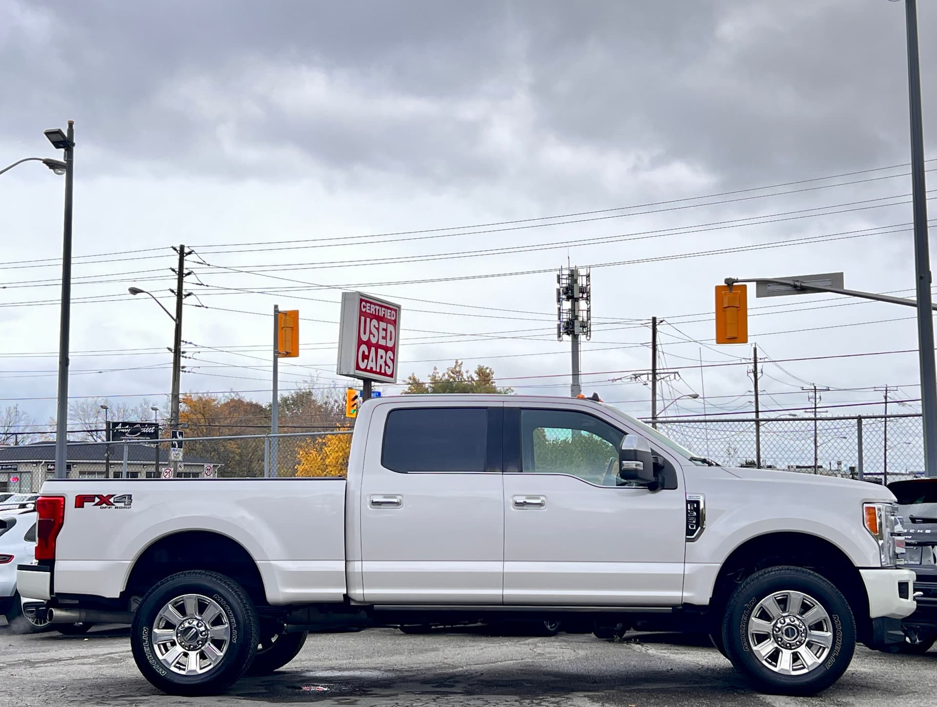 2019 Ford  Super Duty F-350 SRW  XLT 4WD...
