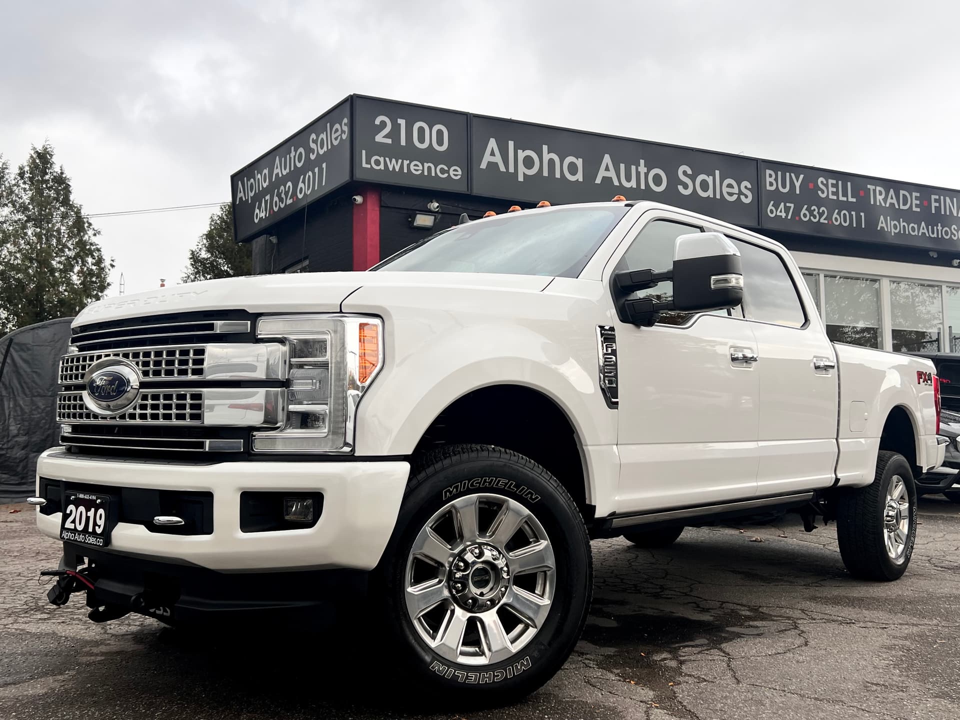 2019 Ford  Super Duty F-350 SRW  XLT 4WD...