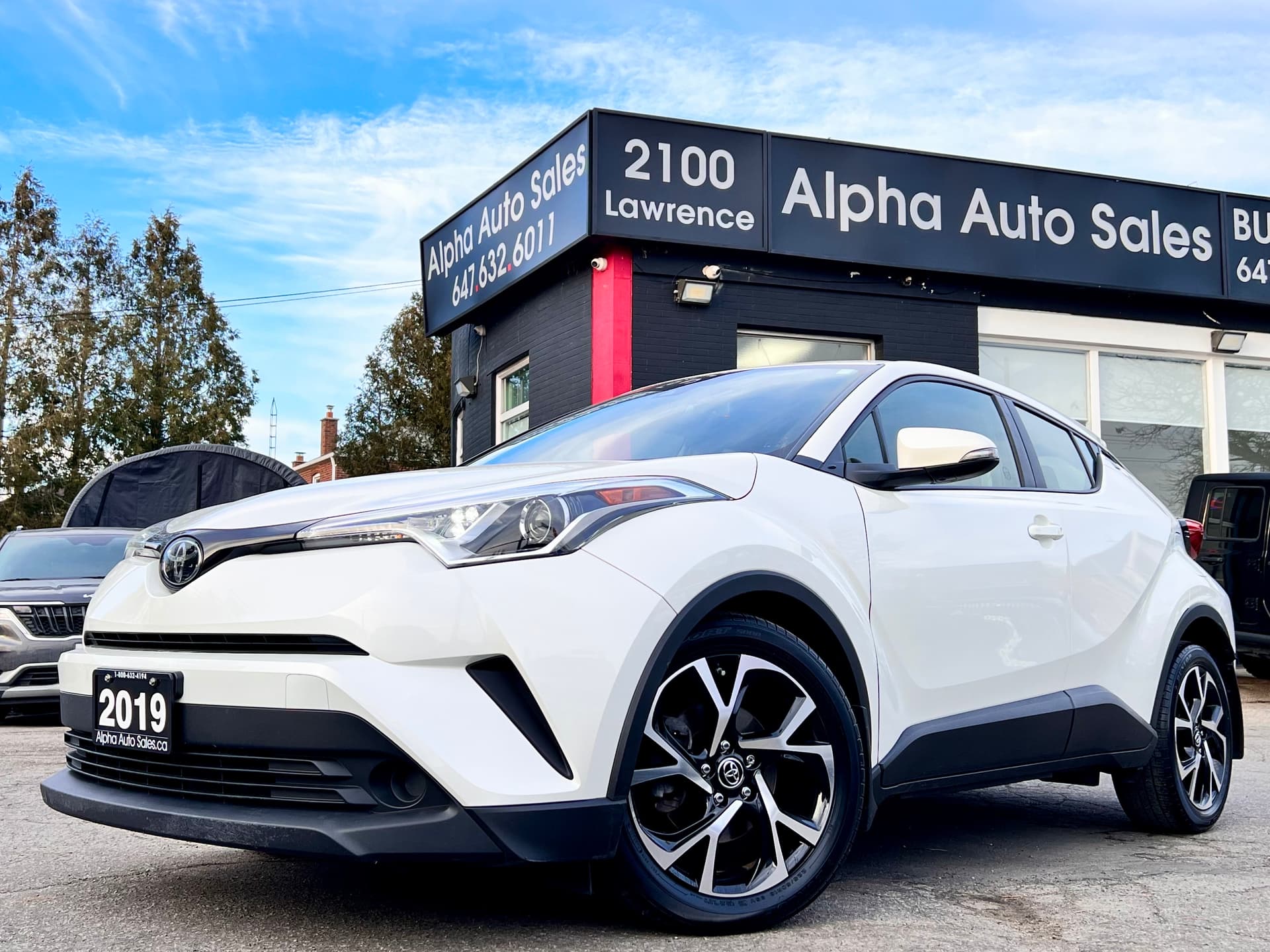 2019 Toyota C-HR XLE *Ltd Avail* Premium Package