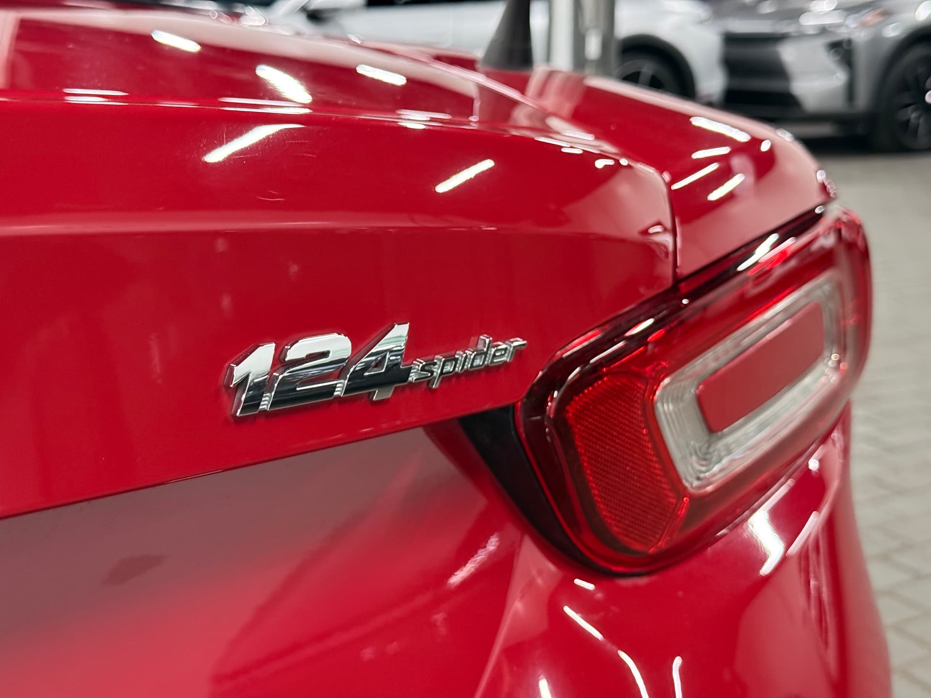 2017 Fiat 124 Spider 2dr Conv Abarth