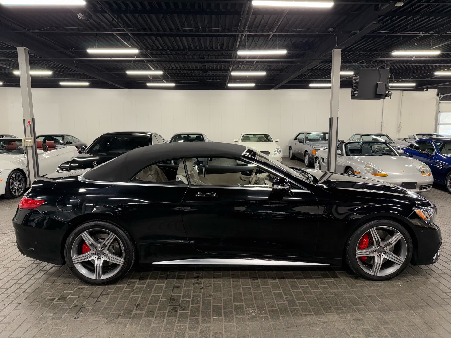 2017 Mercedes-Benz S-Class 2dr Cabriolet...