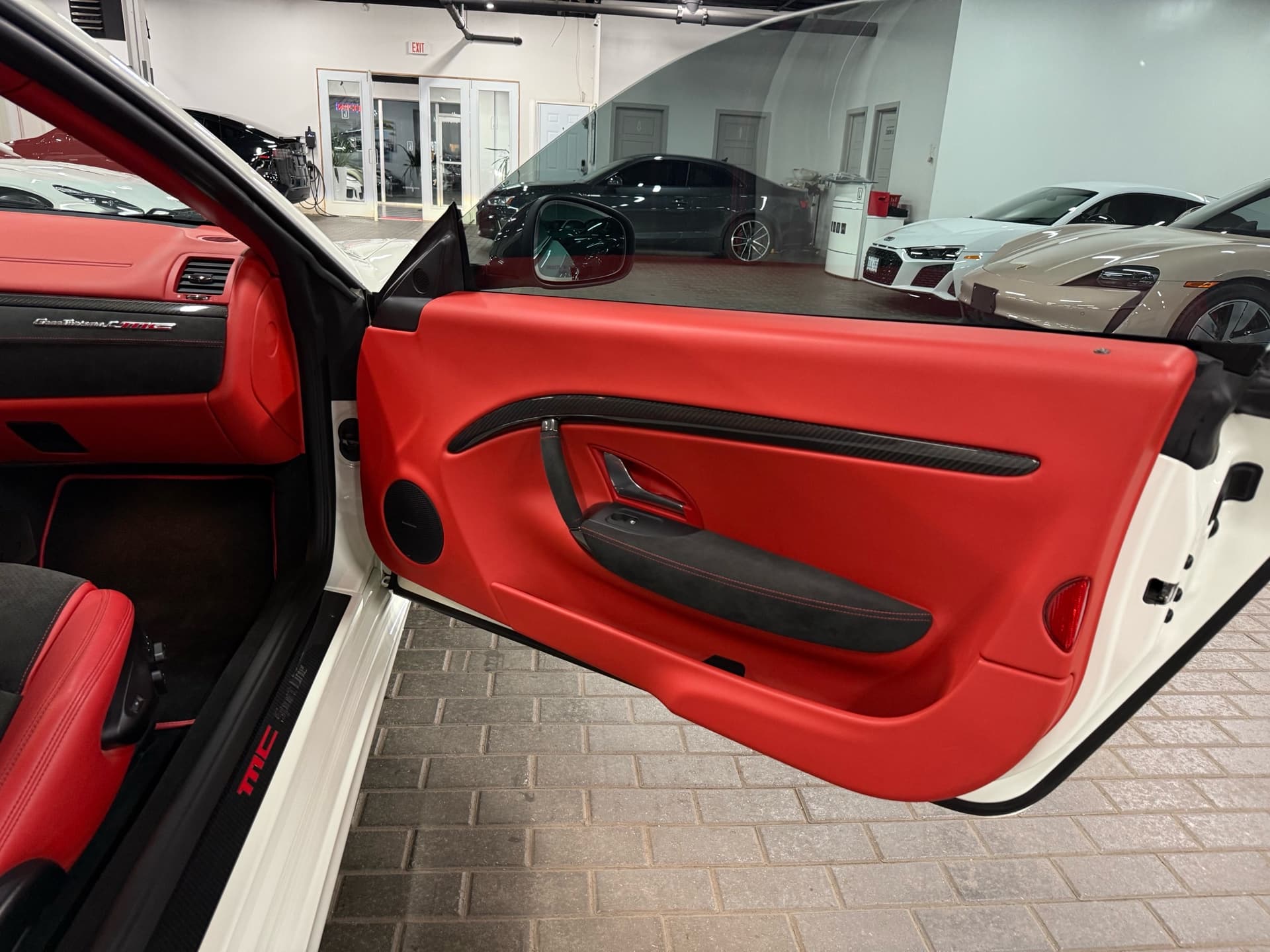 2018 Maserati Granturismo MC Convertible 4.7L