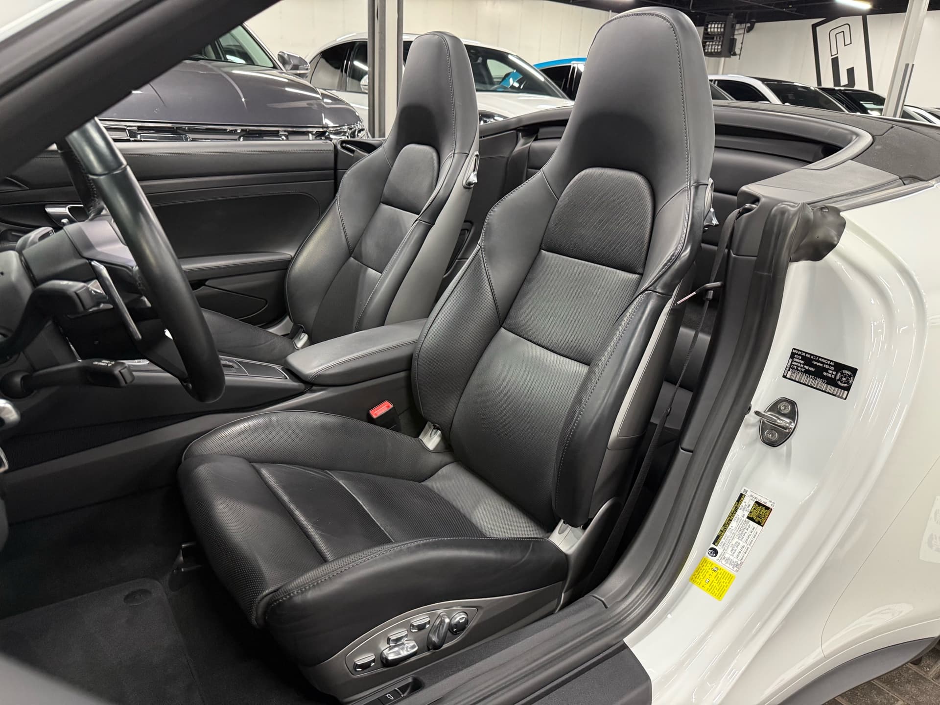 2019 Porsche 911 Carrera GTS Cabriolet