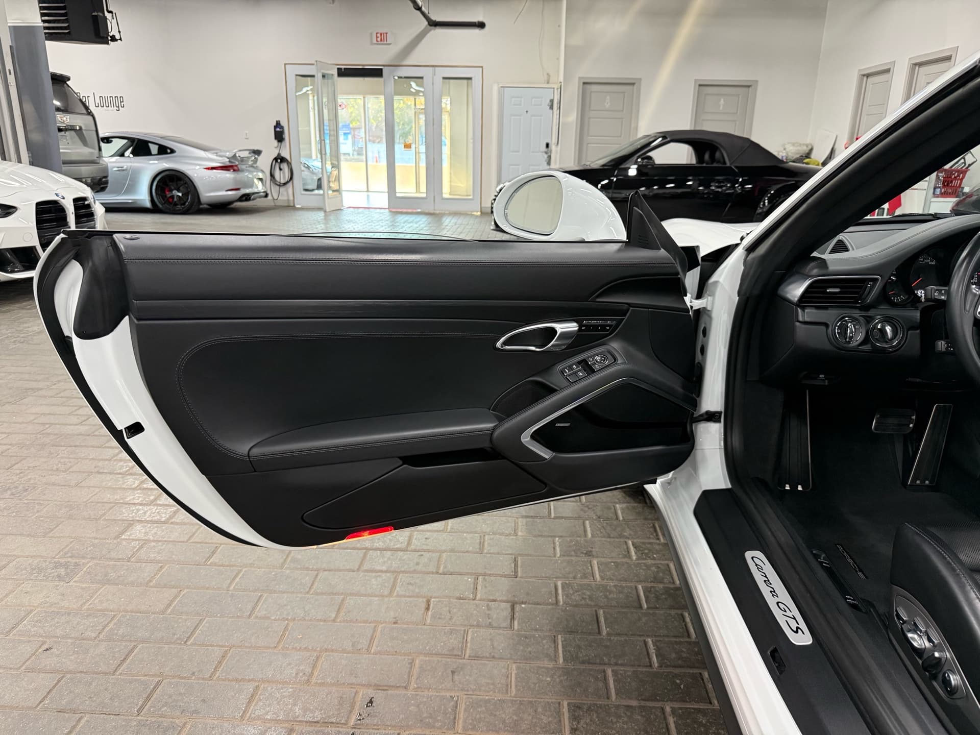 2019 Porsche 911 Carrera GTS Cabriolet